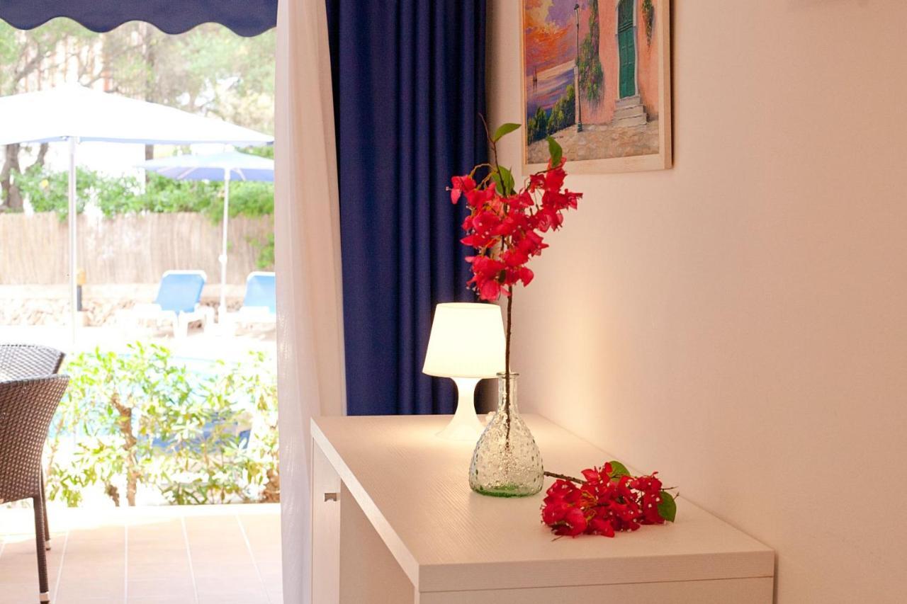 Apartamentos Cala Murada Minigolf Екстериор снимка