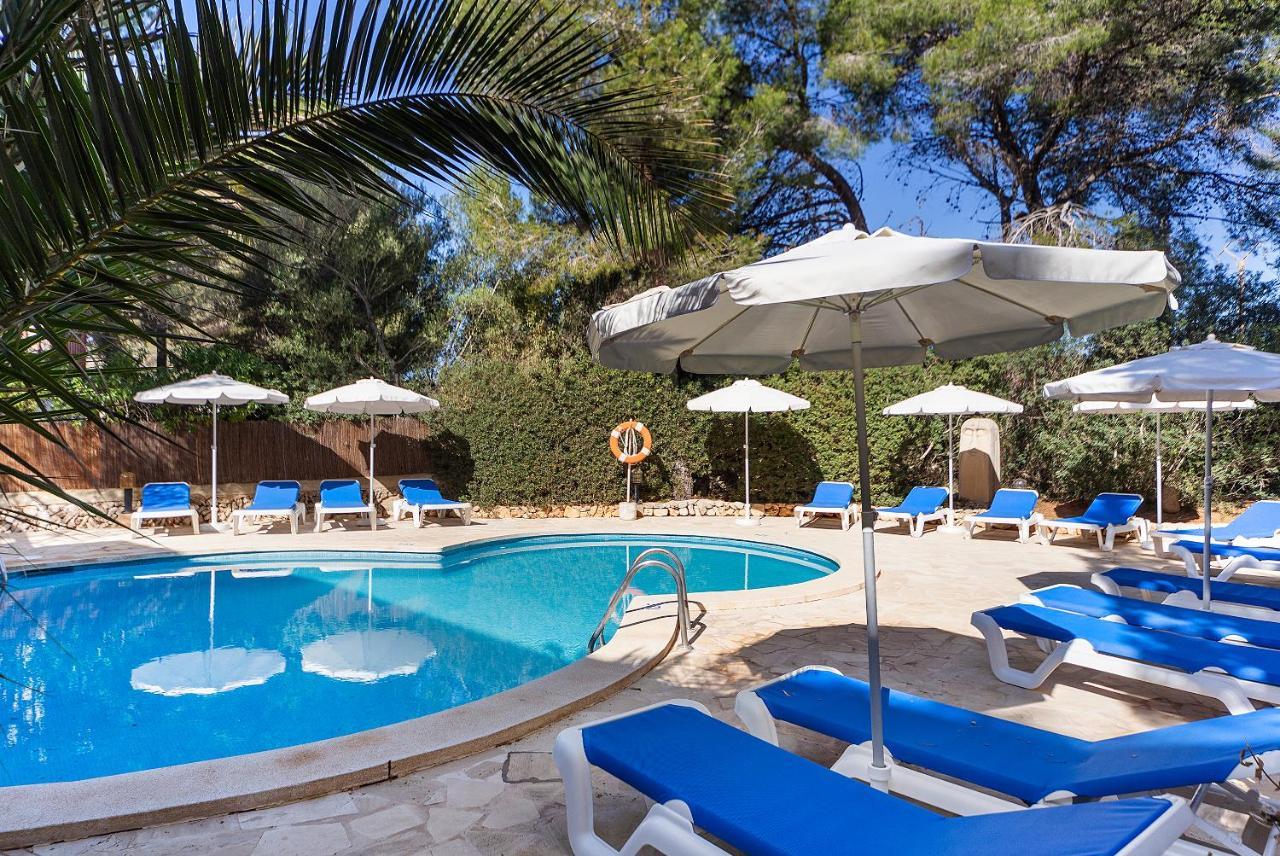 Apartamentos Cala Murada Minigolf Екстериор снимка