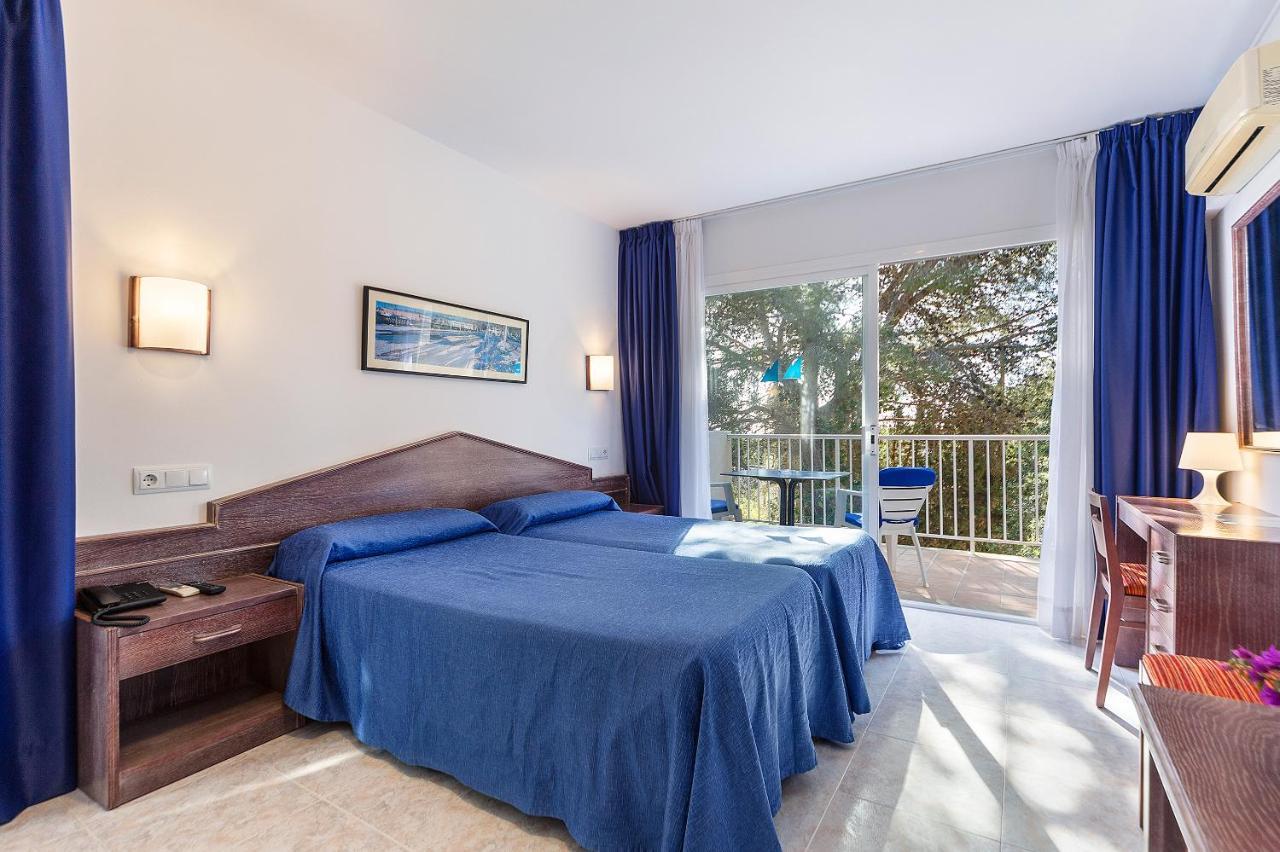 Apartamentos Cala Murada Minigolf Екстериор снимка